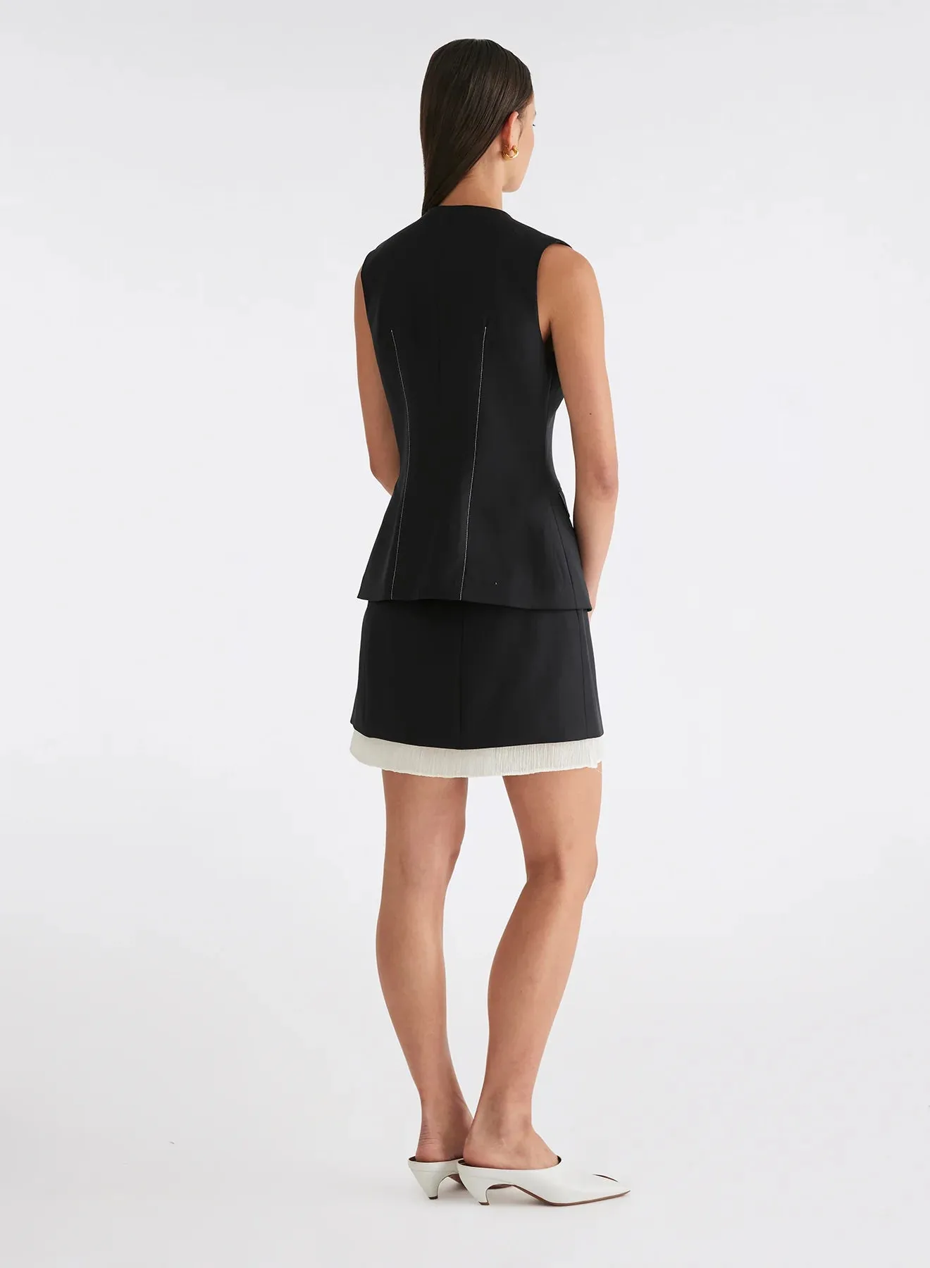 Anna Quan Phillipa Top (Black W/ Top Stitch)