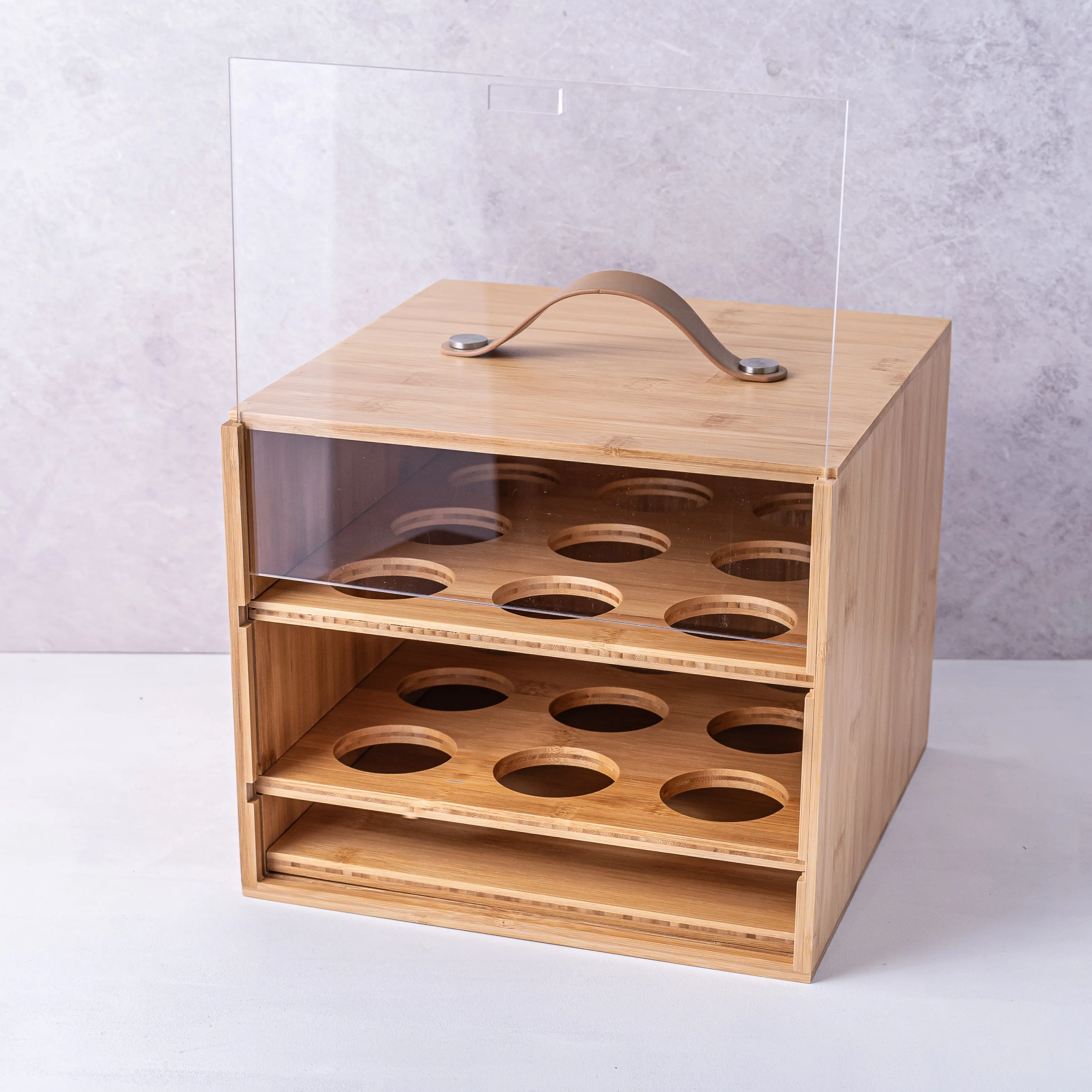 Bamboo Cake Carrier