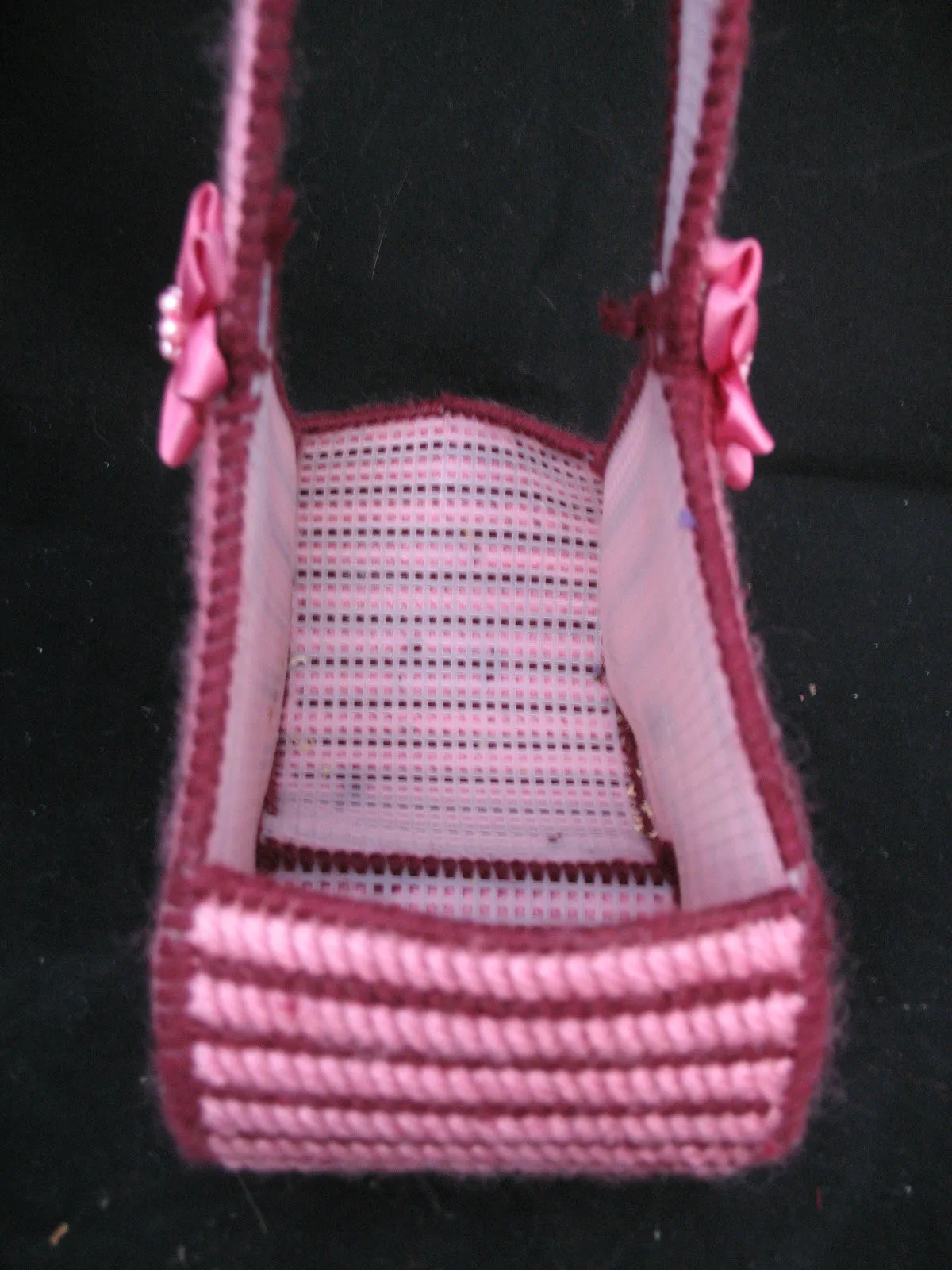 HANDMADE Craft PINK RED Maroon STRIPE STRIPED HEART HEARTS VALENTINE VALENTINES DAY GIFT BASKET CONTAINERS BASKETS