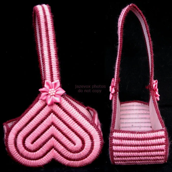 HANDMADE Craft PINK RED Maroon STRIPE STRIPED HEART HEARTS VALENTINE VALENTINES DAY GIFT BASKET CONTAINERS BASKETS